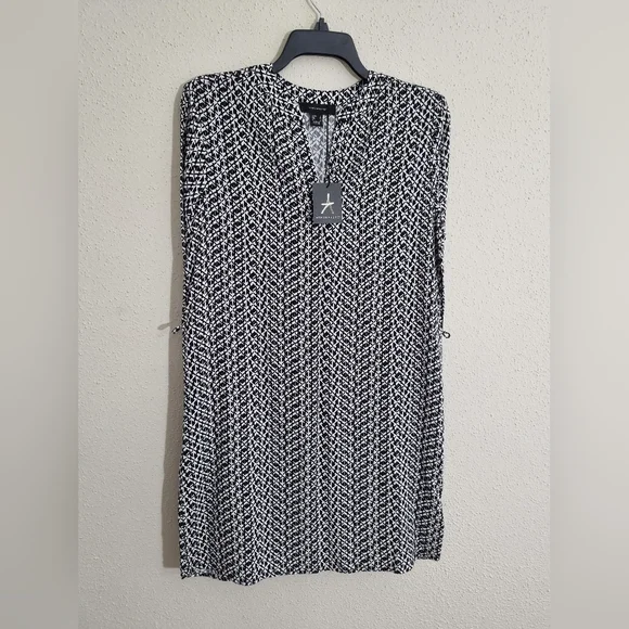 Atmosphere Monochrome Geometric Dress Black & White Size USA (6), UK (10). - Picture 10 of 10
